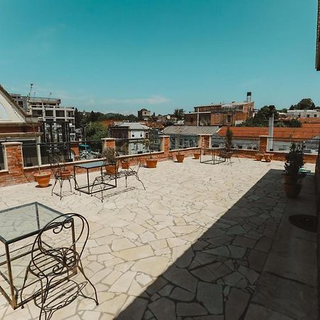 Hotel Verdzi Kutaisi Esterno foto