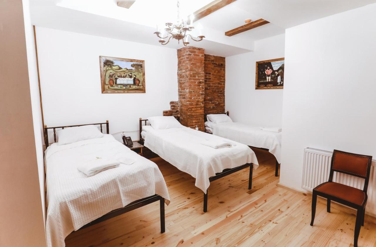 Hotel Verdzi Kutaisi Esterno foto