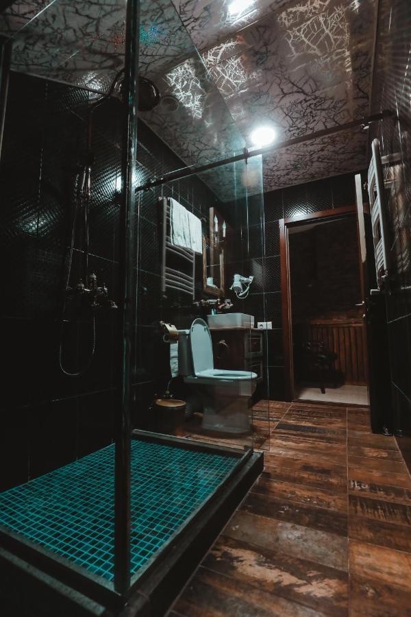 Hotel Verdzi Kutaisi Esterno foto